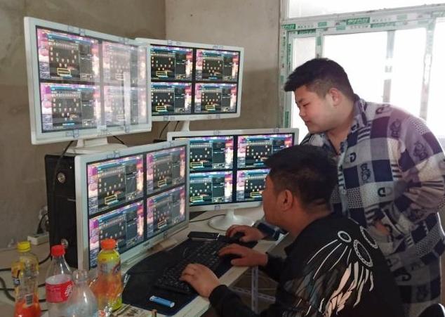 搬砖挣钱的网络游戏,真实经典策略设计_VR型43.237